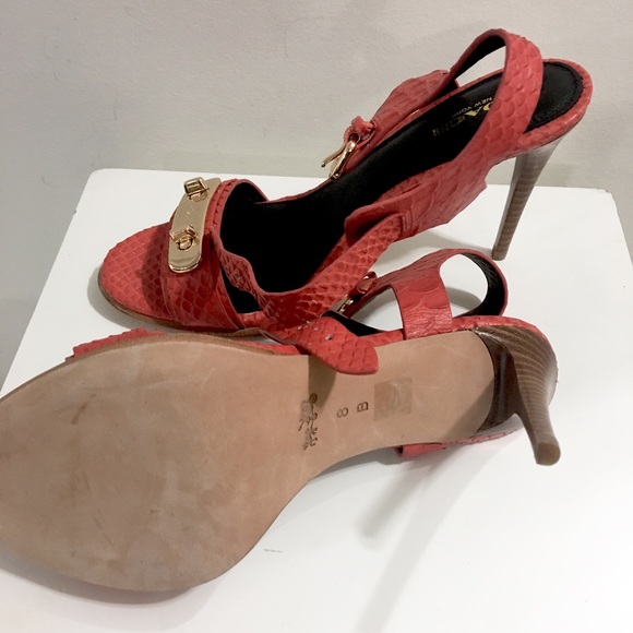 Coach Sandals - Picture 3 of 5